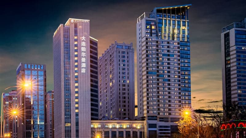 大连铂尔曼酒店高级大床房3天2晚套餐(可拆分)