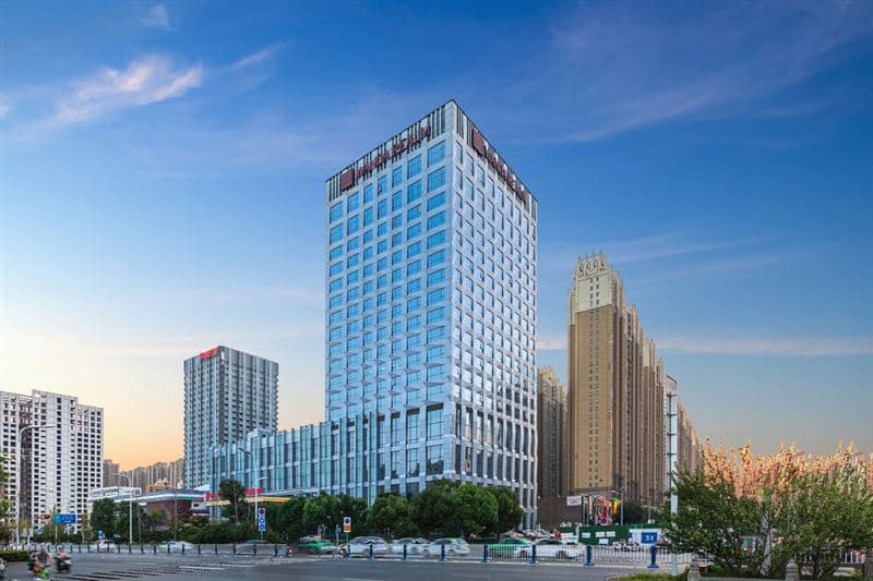 阜阳富力万达嘉华酒店豪华大床房（金可儿乳胶床垫+悦享都市城景+深泡浴缸）2天1晚