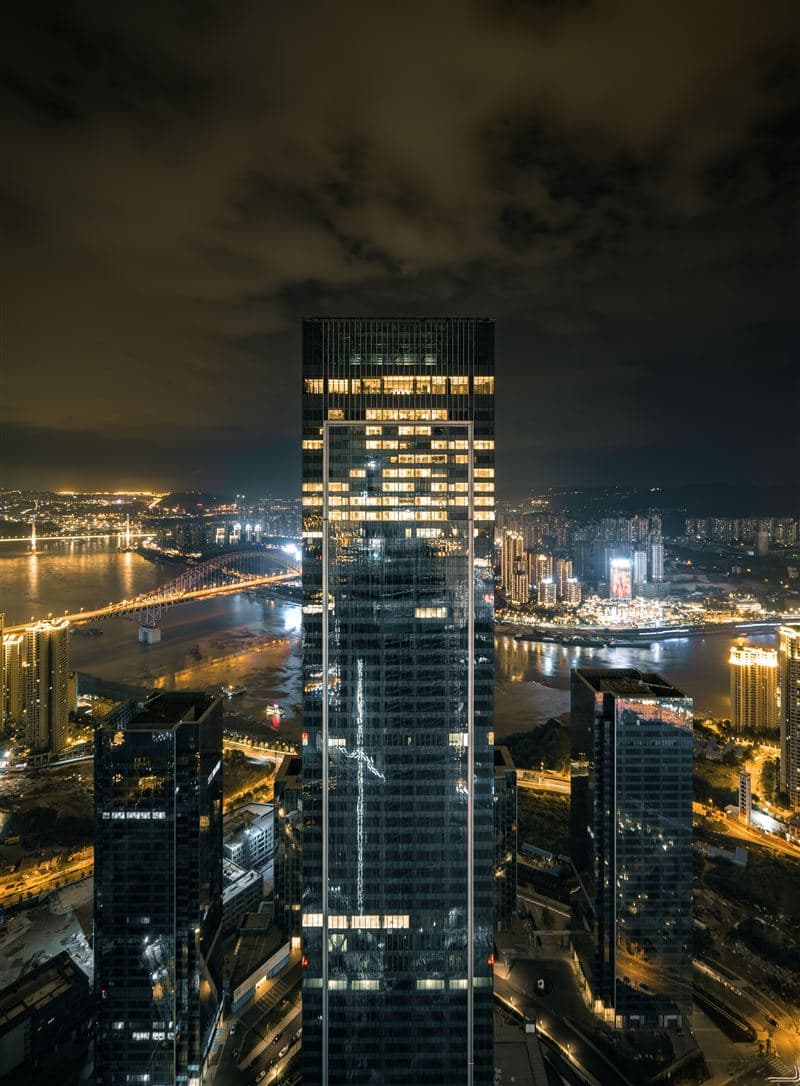 重庆尼依格罗酒店N2尊贵江景大床房3天2晚套餐(连住)